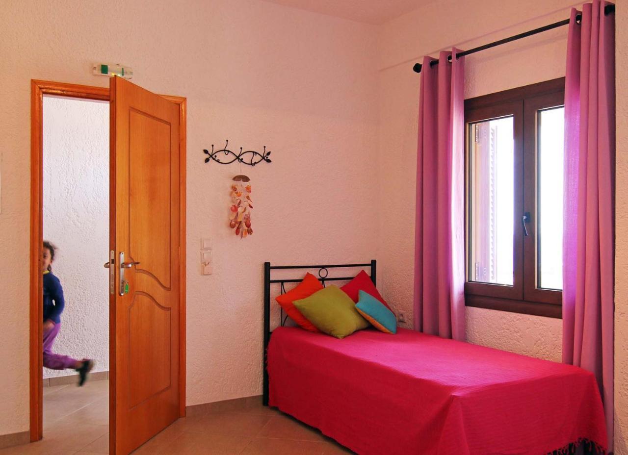 Anemi Apartments Armenistis  Exterior photo